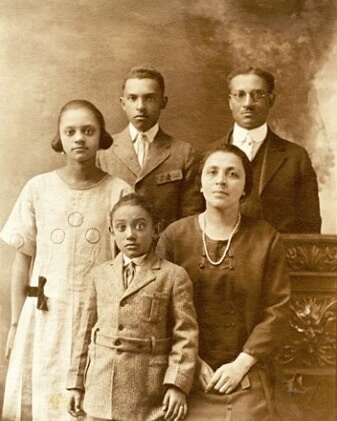 Former slaves who lived in Oregon in the 1800s when it was not legal to be Black in OR.