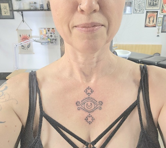 A tattoo I had done spontaneously in Kaunas that has ancient Lithuanian symbolism, but with the artist's style.